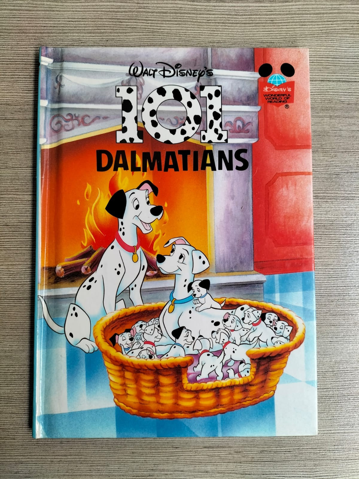 101 Dalmatians (Pre-loved Book)
